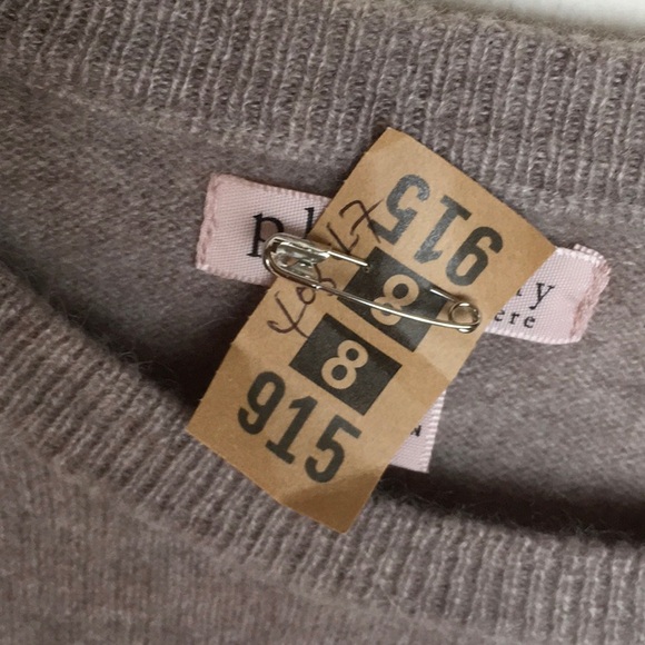 Dachshund Cashmere Sweater - Picture 3 of 5